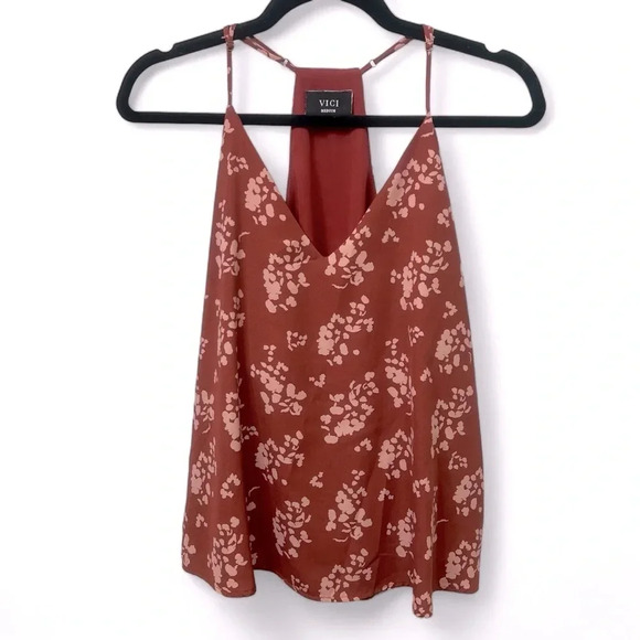 Vici racer back loose fit patterned tank with adjustable spaghetti straps size M - Picture 1 of 6